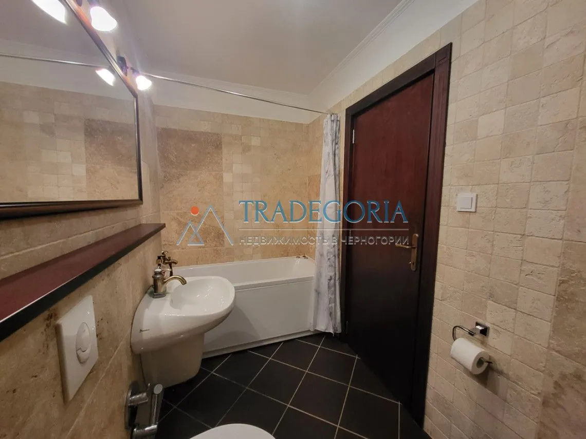 Prodaja, trosoban stan, 126m², Koštanjica, Bar