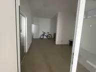 Izdavanje, poslovni prostor, 180m², Vašarište, Jagodina - image 11