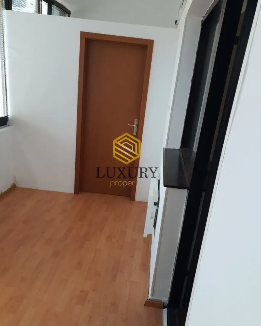 Rent, office space, 78m², Preko Morače, Podgorica