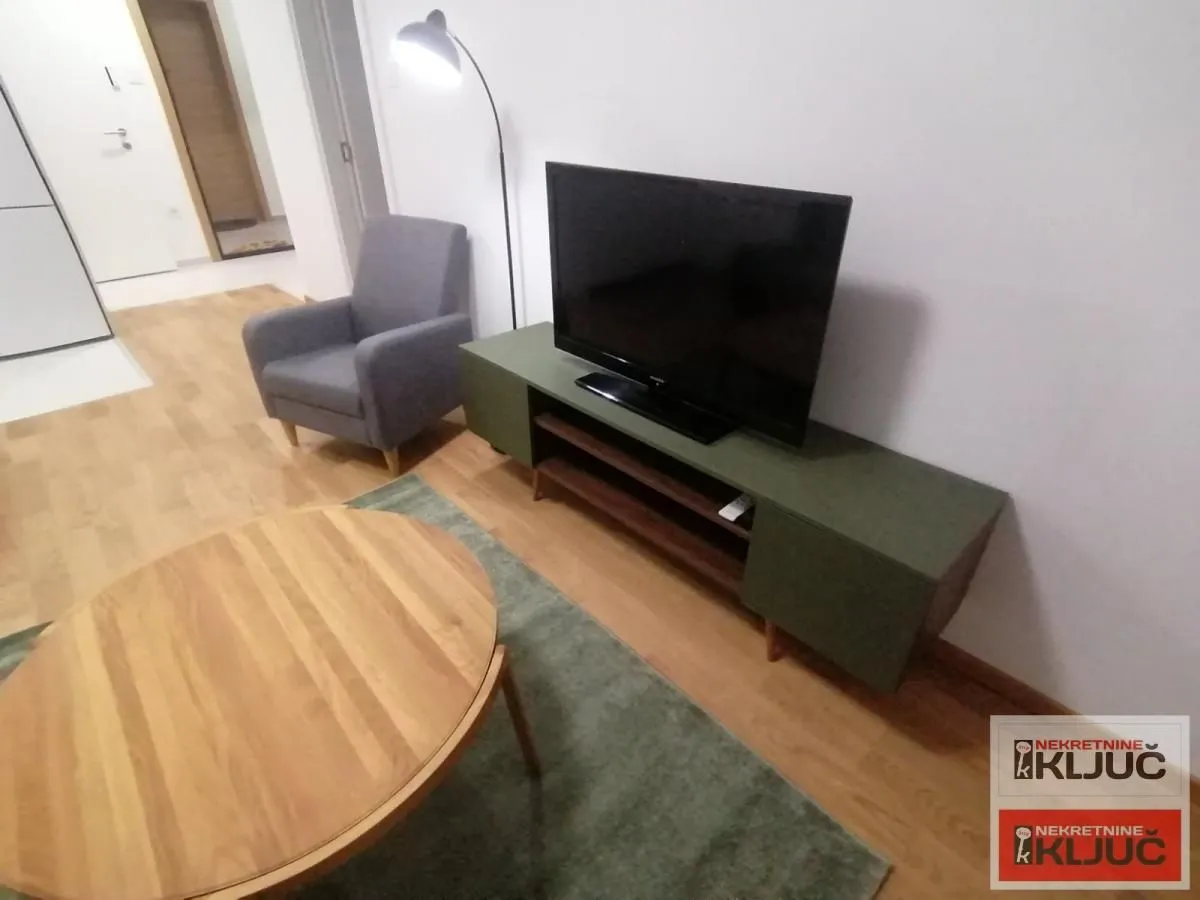 Izdavanje, dvosoban stan, 47m², Telep, Novi Sad Sve Podlokacije