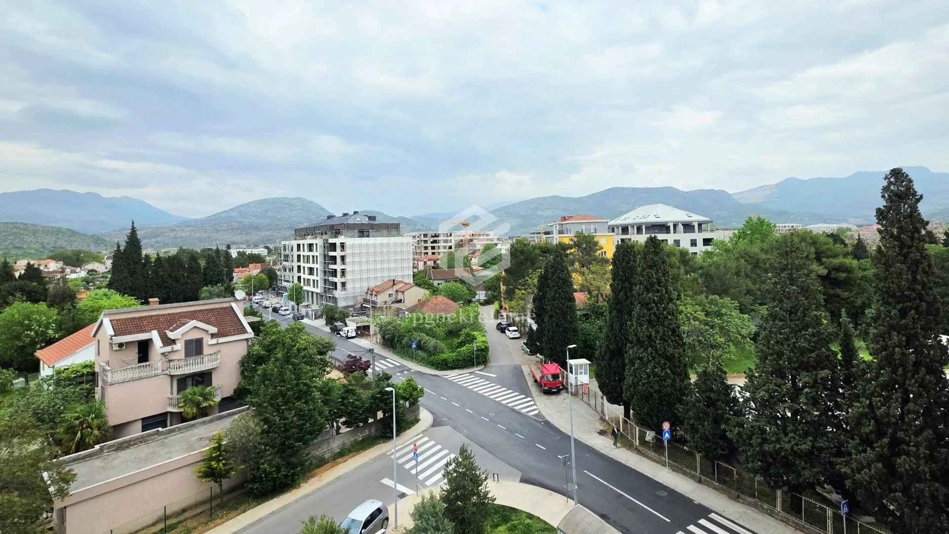 Rent, one bedroom apartment, 47m², City Kej, Podgorica