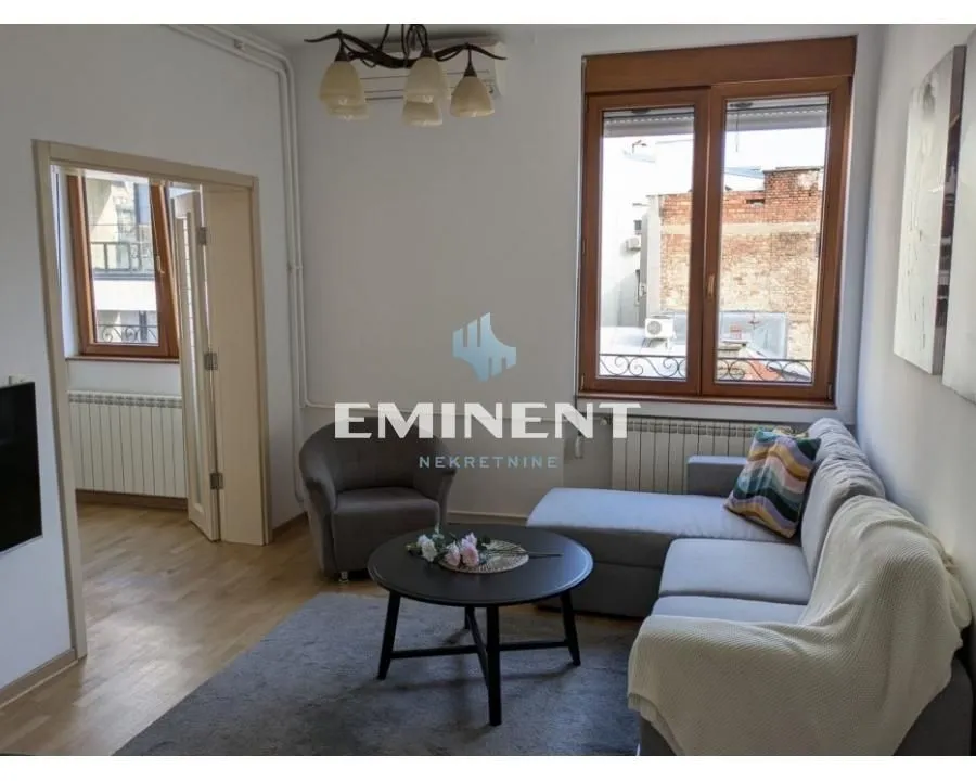 Rent, two bedroom apartment, 40m², Stari Grad, Beograd