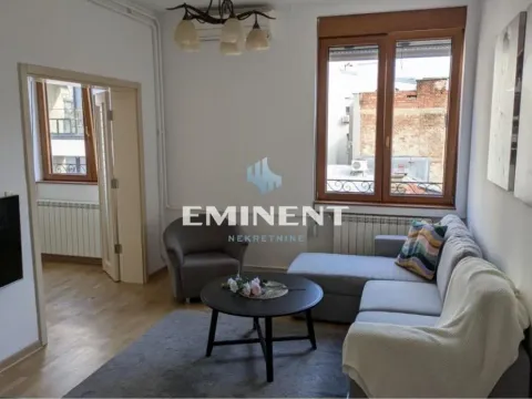 Rent, two bedroom apartment, 40m², Stari Grad, Beograd - image 2