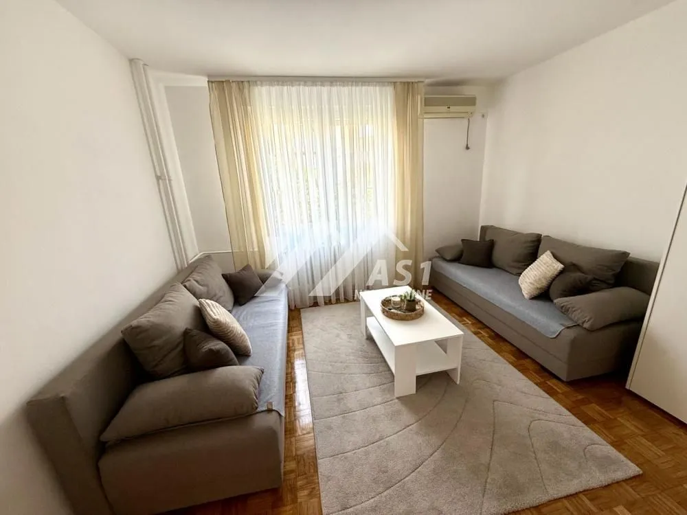 Izdavanje, jednosoban stan, 31m², Grbavica, Novi Sad Sve Podlokacije