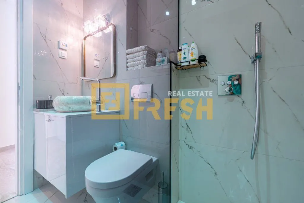 Sale, one bedroom apartment, 136m², Rafailovići, Budva