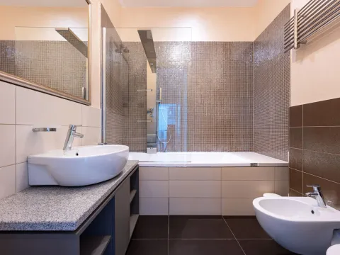 Rent, two bedroom apartment, 88m², Kod Capital Plaze, Podgorica - image 32