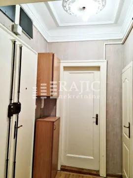 Prodaja, trosoban stan, 84m², Stari Grad, Beograd - image 4
