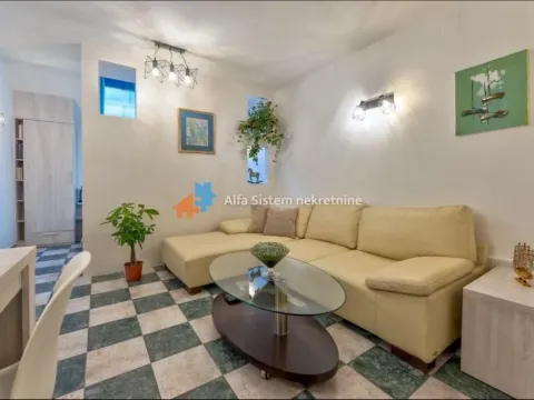 Izdavanje, stan, 37m², Stari Grad, Beograd - image 5