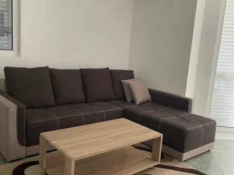 Rent, one bedroom apartment, 37m², Podkošljun, Budva - image 6