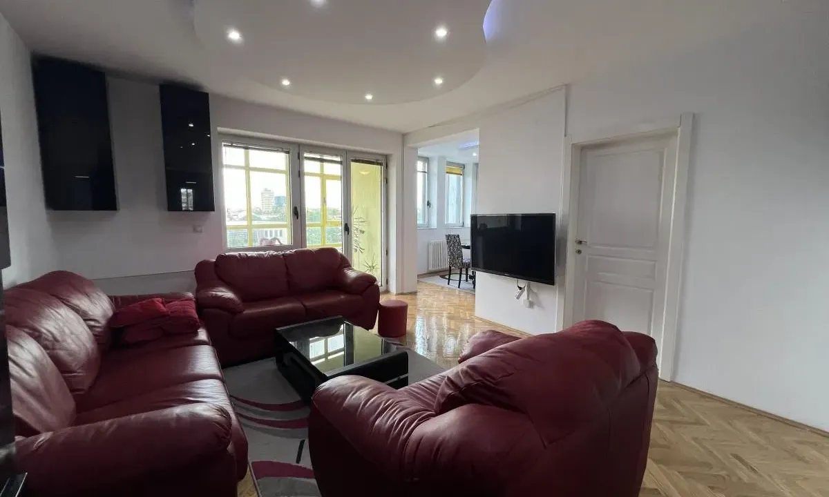 Prodaja, stan, 101m², Bulevar Oslobodjenja, Novi Sad Sve Podlokacije