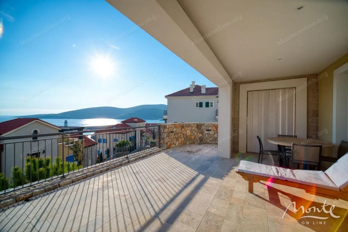 Prodaja, dvosoban stan, 80m², Luštica Bay, Tivat