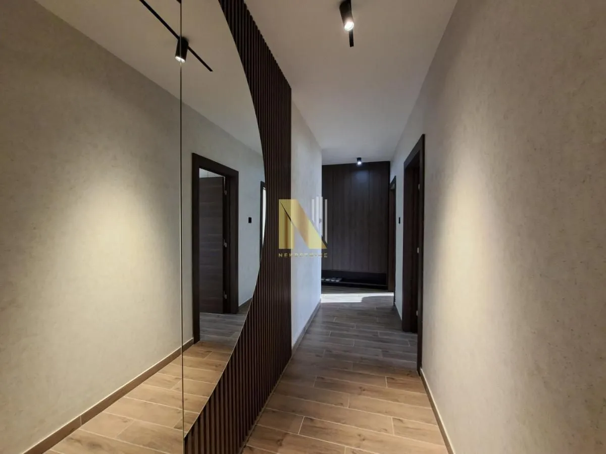 Prodaja, trosoban stan, 97m², Banja Vrdnik, Irig