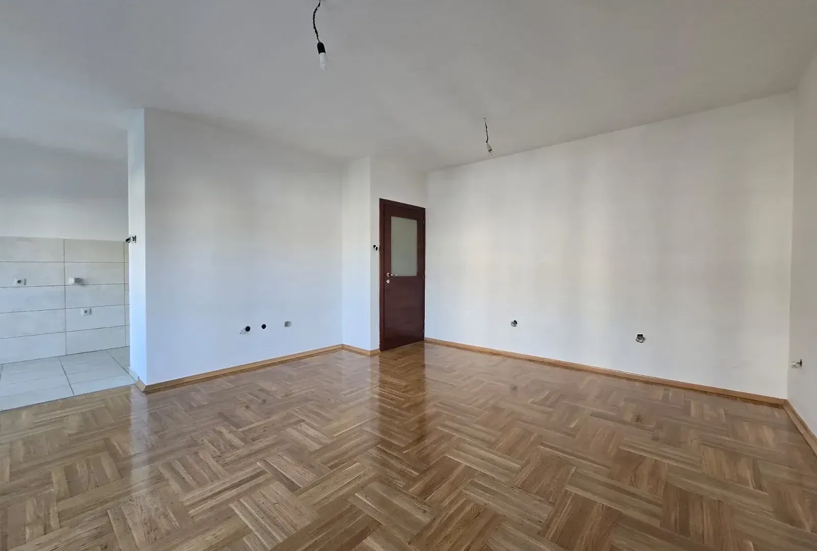 Prodaja, dvosoban stan, 73m², Dalmatinska ulica, Podgorica