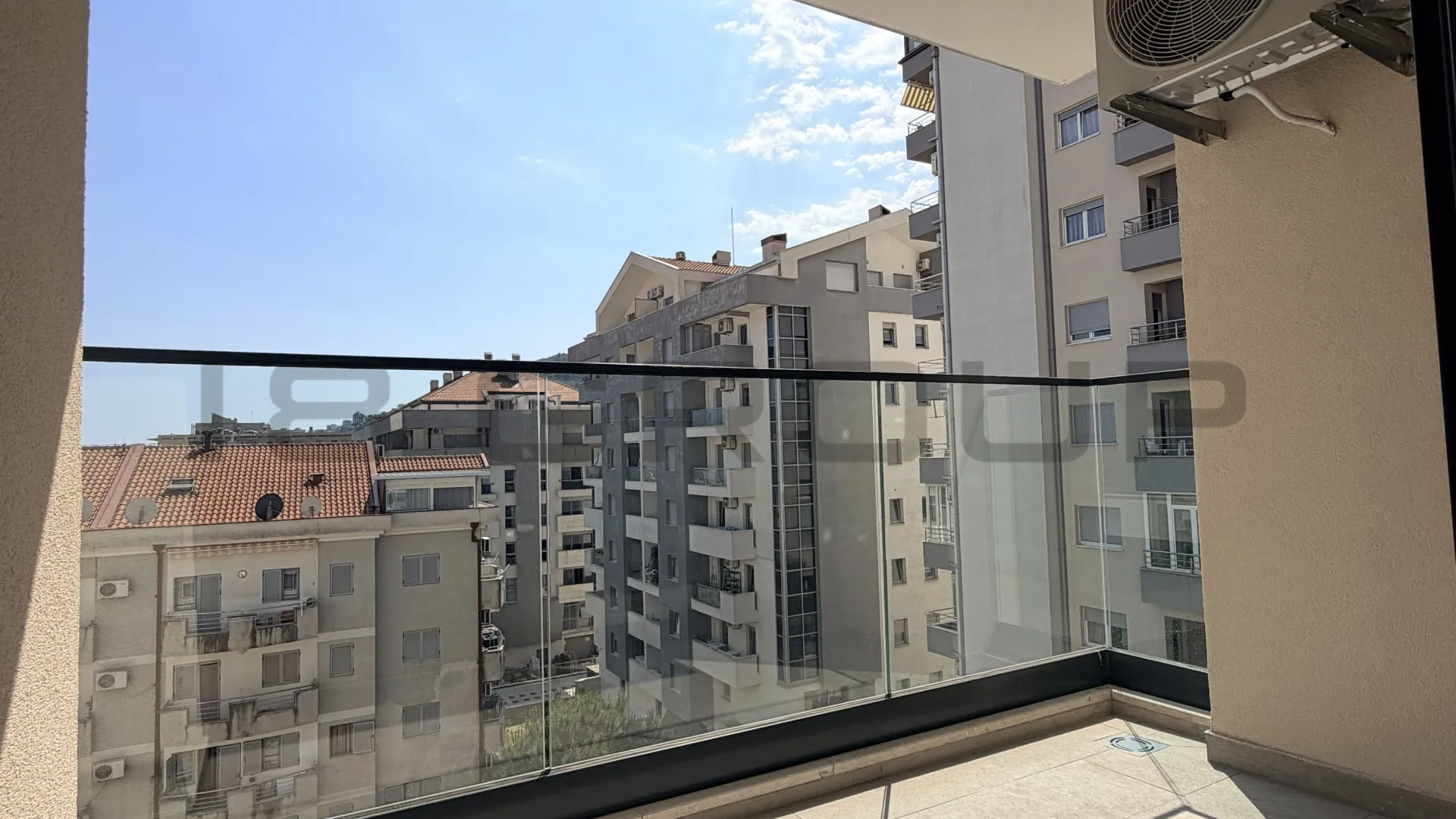 Prodaja, jednosoban stan, 44m², Centar, Budva