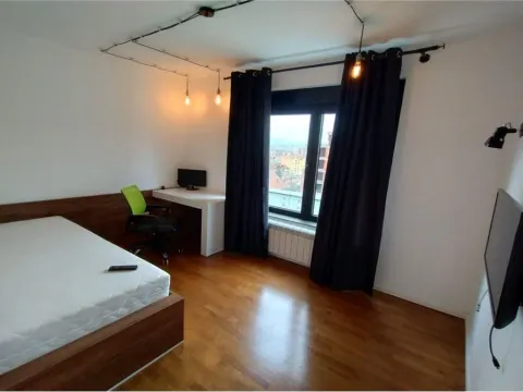 Izdavanje, dvosoban stan, 145m², Palilula, Niš - image 13