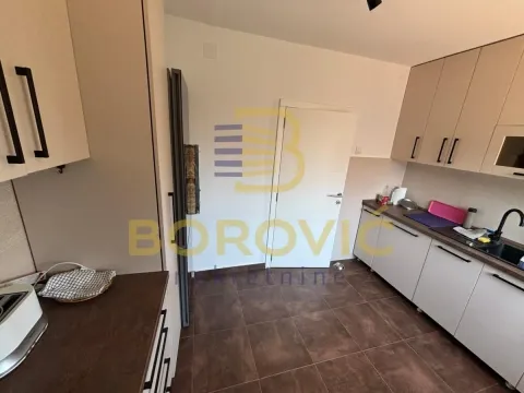 Izdavanje, trosoban stan, 100m², Autokomanda, Voždovac Sve Podlokacije - image 15