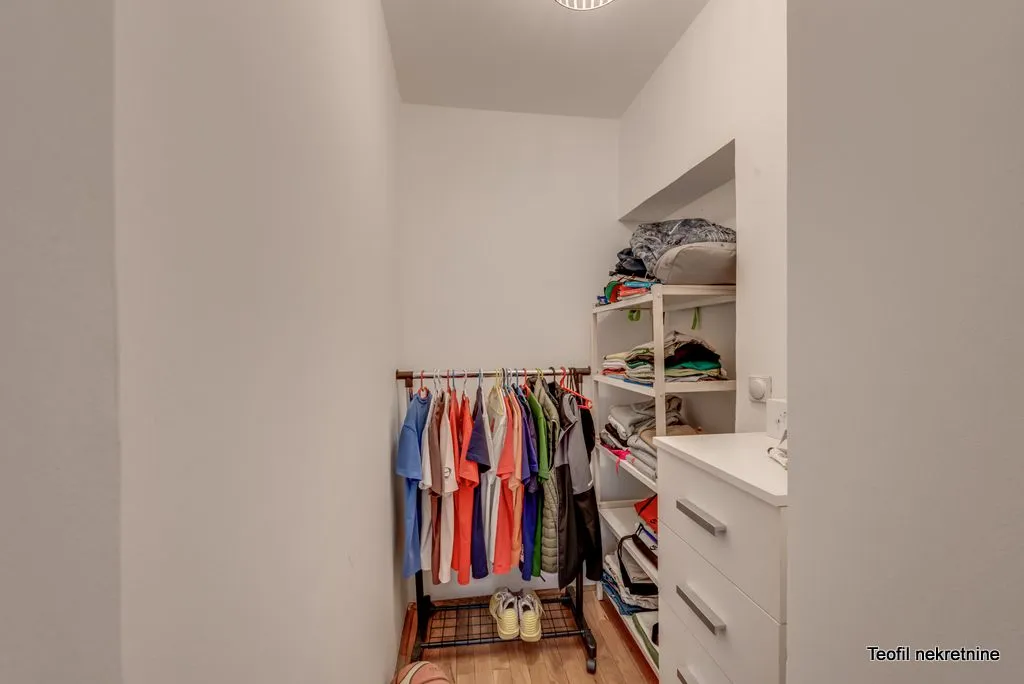 Sale, three bedroom apartment, 63m², Južni Bulevar, Vračar Sve Podlokacije