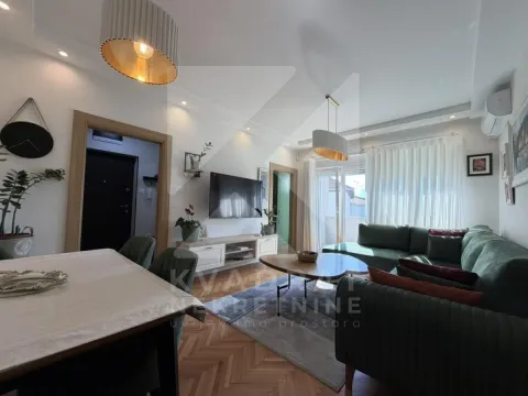 Prodaja, dvosoban stan, 75m², Stara Varoš, Podgorica - image 2