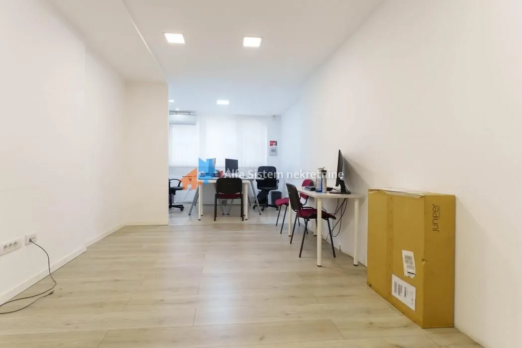 Rent, office space, 137m², Novi Beograd Sve Podlokacije, Beograd