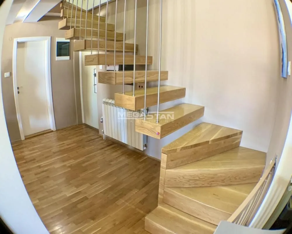 Sale, four bedroom apartment, 157m², Đeram Pijaca, Beograd