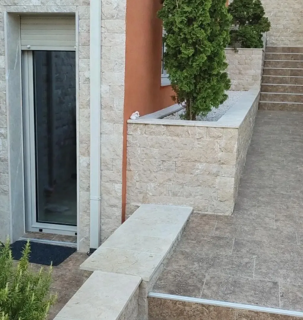 Prodaja, jednosoban stan, 33m², Donja Lastva, Tivat