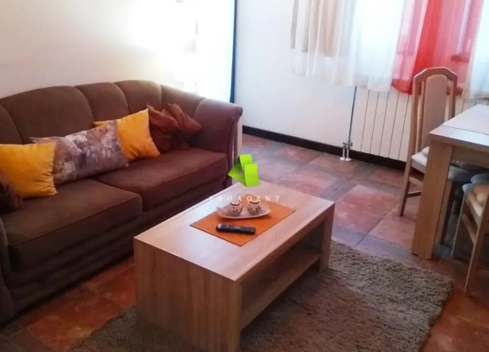 Izdavanje, jednosoban stan, 38m², Čair, Niš