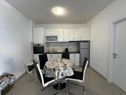 Prodaja, jednosoban stan, 59m², Šušanj, Bar - image 12