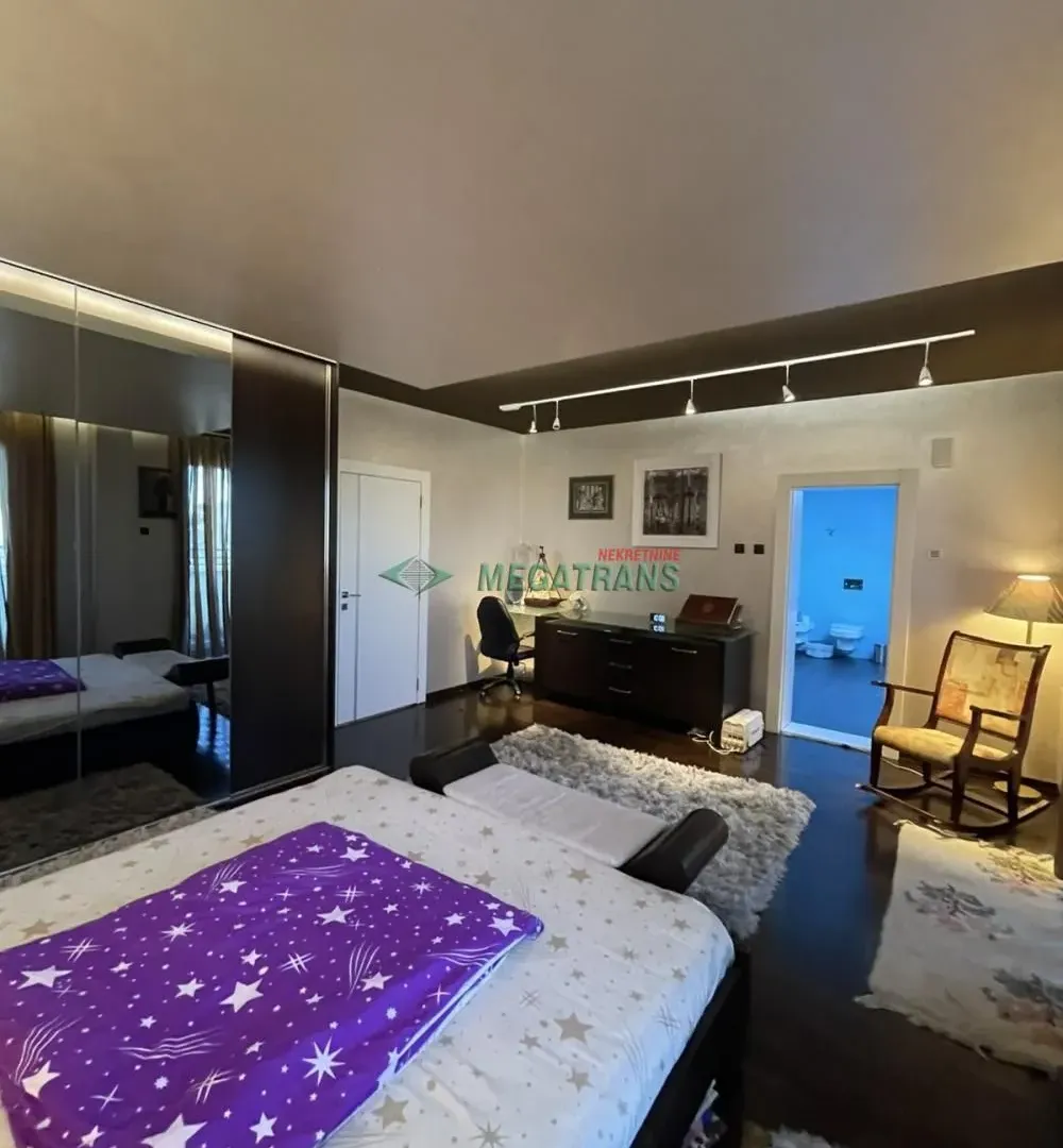 Rent, apartment, 310m², Grbavica, Novi Sad Sve Podlokacije