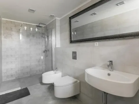 Prodaja, kuća, 240m², Krašići, Tivat - image 8