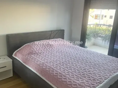 Izdavanje, dvosoban stan, 67m², Radanovići, Kotor - image 13