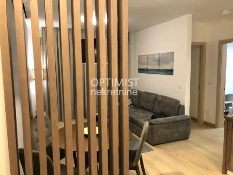 Izdavanje, trosoban stan, 65m², Crveni Krst, Beograd - image 6