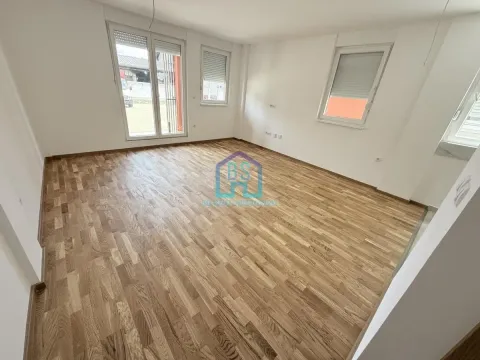 Sale, three bedroom apartment, 84m², Veternička rampa, Novi Sad Sve Podlokacije - image 3