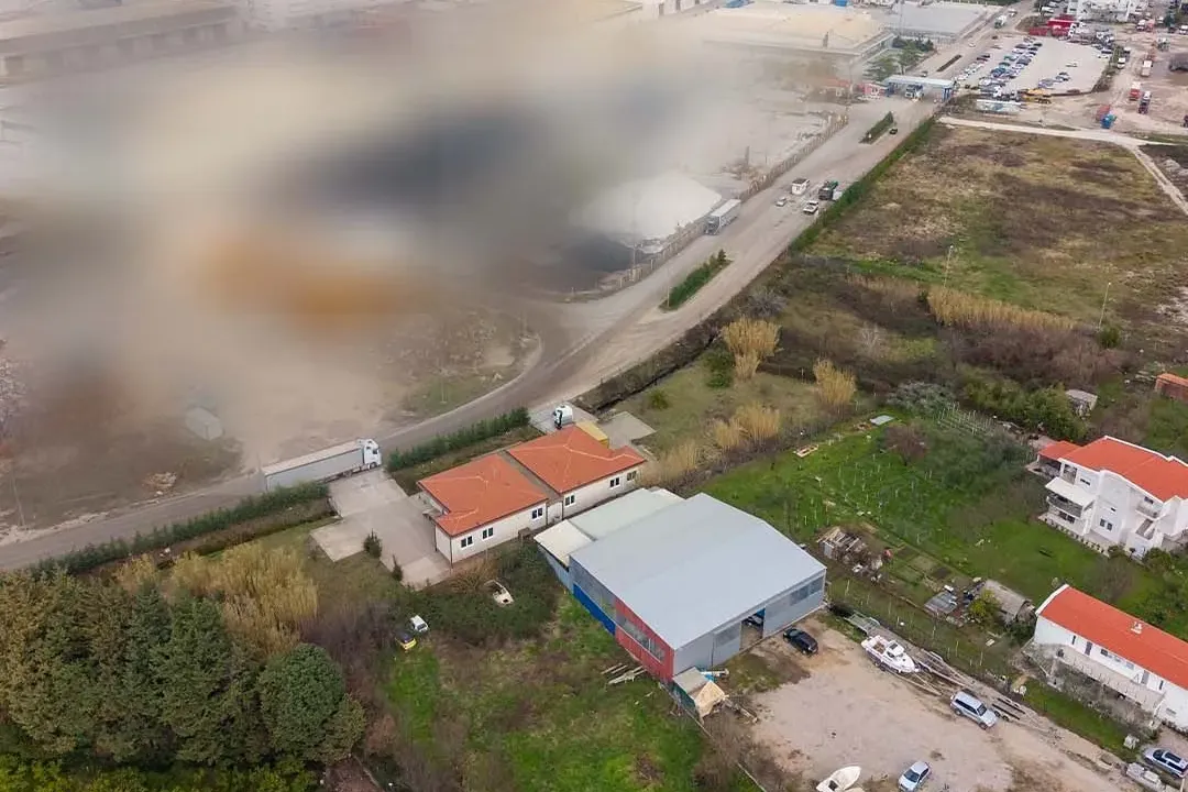 Sale, land lot, 1605m², Centar, Bar