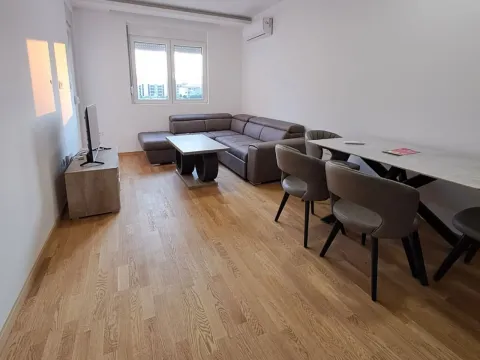 Izdavanje, jednosoban stan, 41m², Zabjelo, Podgorica - image 10