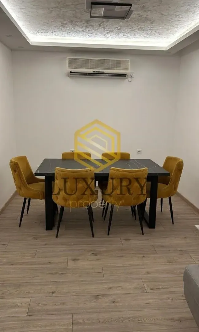 Rent, house, 200m², Sutomore, Bar