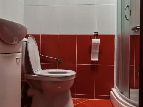 Prodaja, trosoban stan, 100m², Dobrota, Kotor - image 13