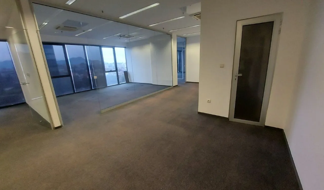 Rent, office space, 101m², Preko Morače, Podgorica