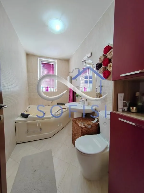 Prodaja, četvorosoban stan, 115m², Grbavica, Novi Sad Sve Podlokacije