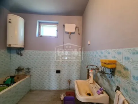 Prodaja, kuća, 158m², Bajmok, Subotica - image 10