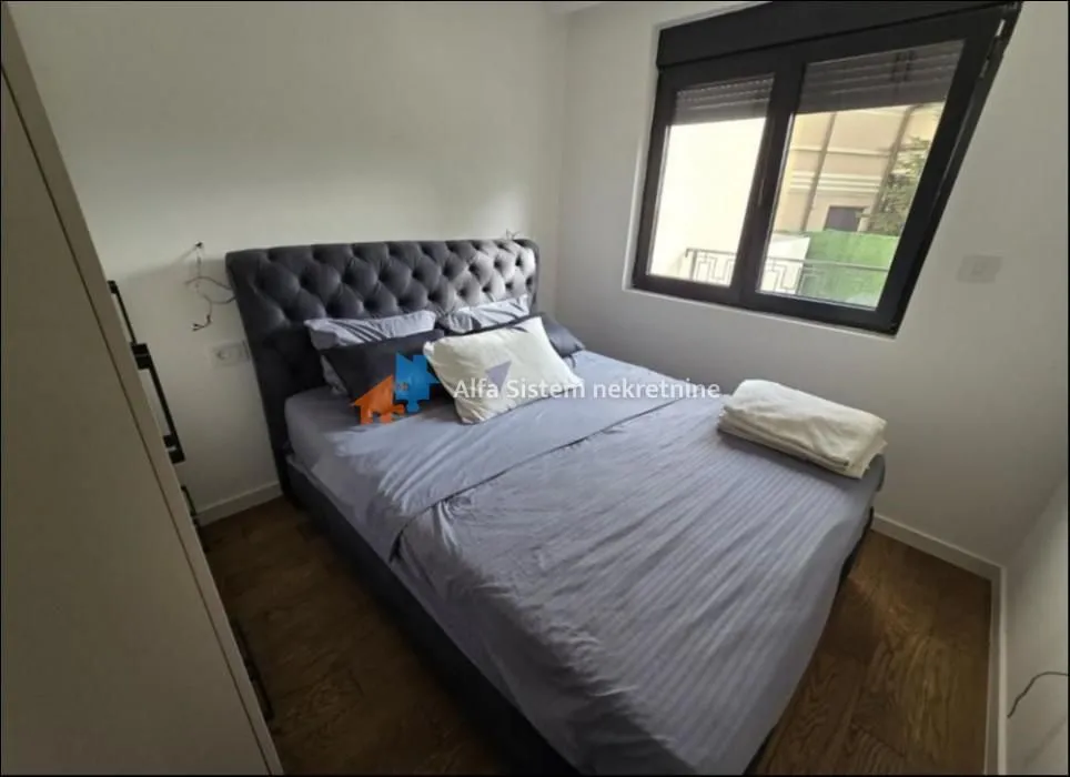 Izdavanje, dvosoban stan, 54m², Lekino Brdo, Voždovac Sve Podlokacije