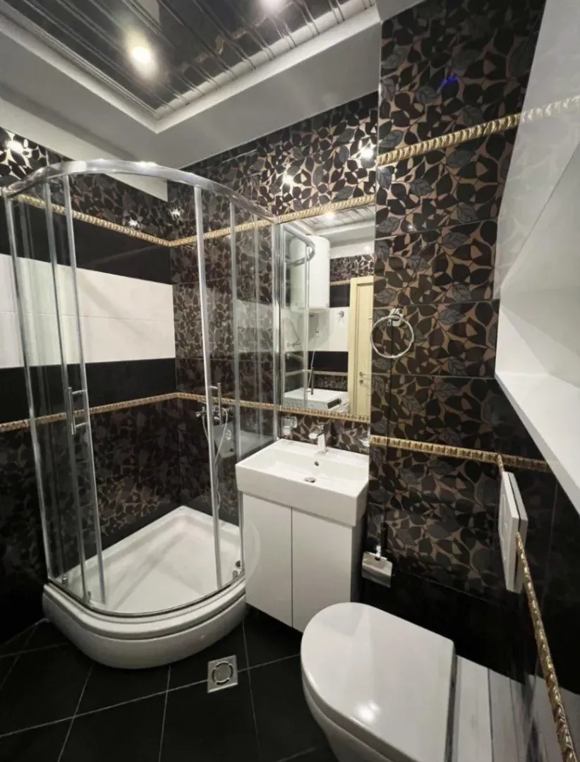 Prodaja, dvosoban stan, 90m², Rozino, Budva