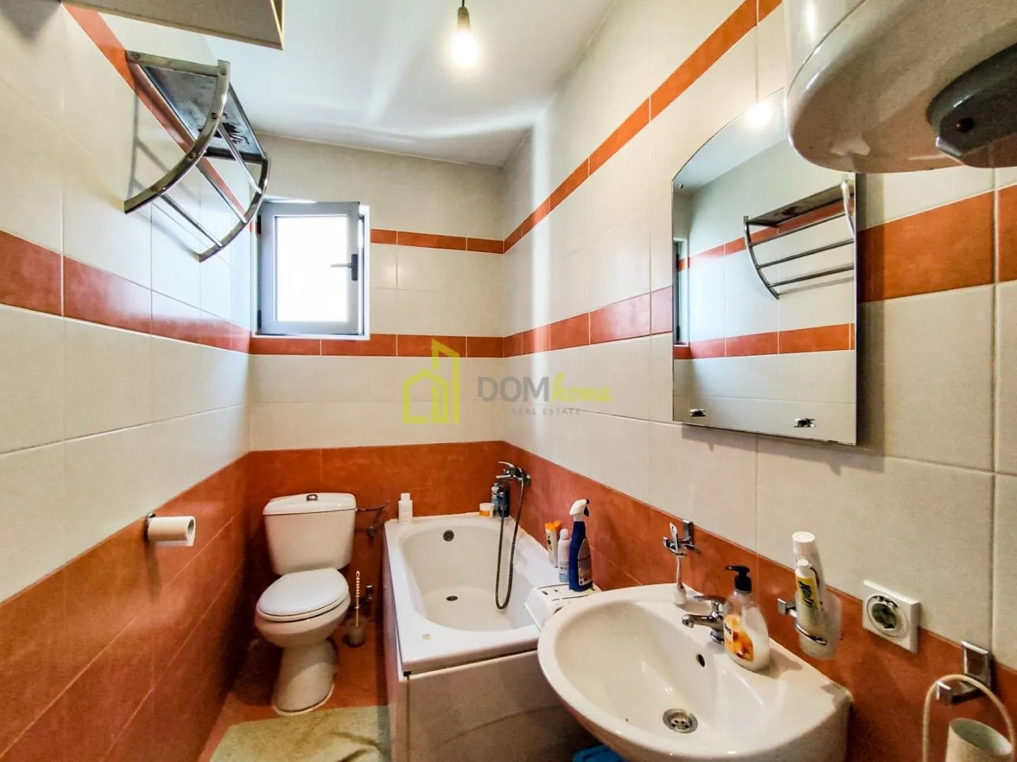 Izdavanje, jednosoban stan, 43m², Momišići, Podgorica