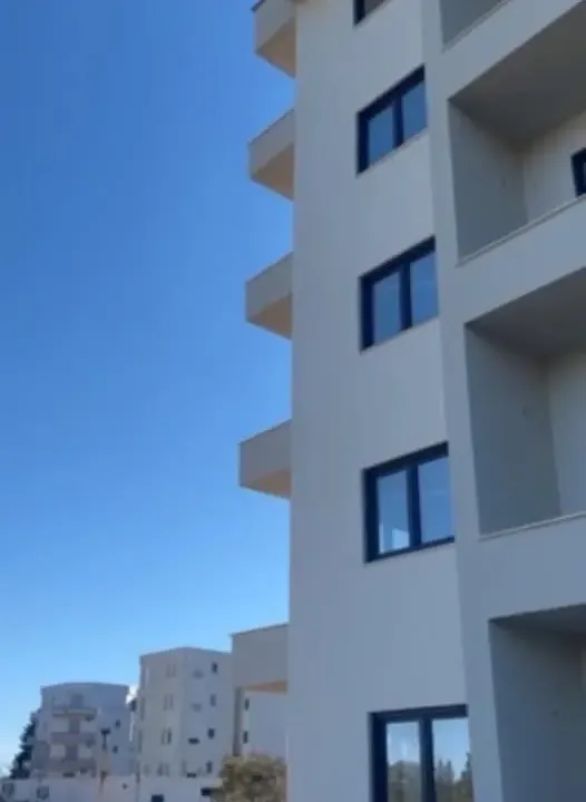 Prodaja, dvosoban stan, 68m², Ulcinj, Crna Gora