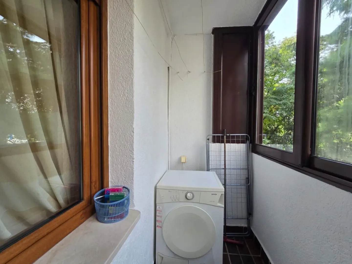 Izdavanje, dvosoban stan, 72m², Blok 6, Podgorica