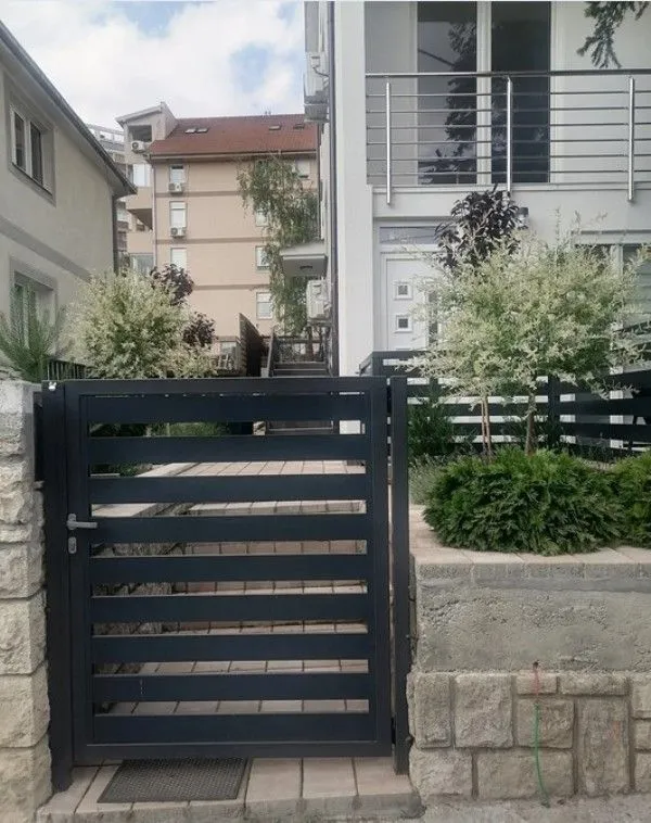 Sale, house, 330m², Centar Sve Podlokacije, Beograd