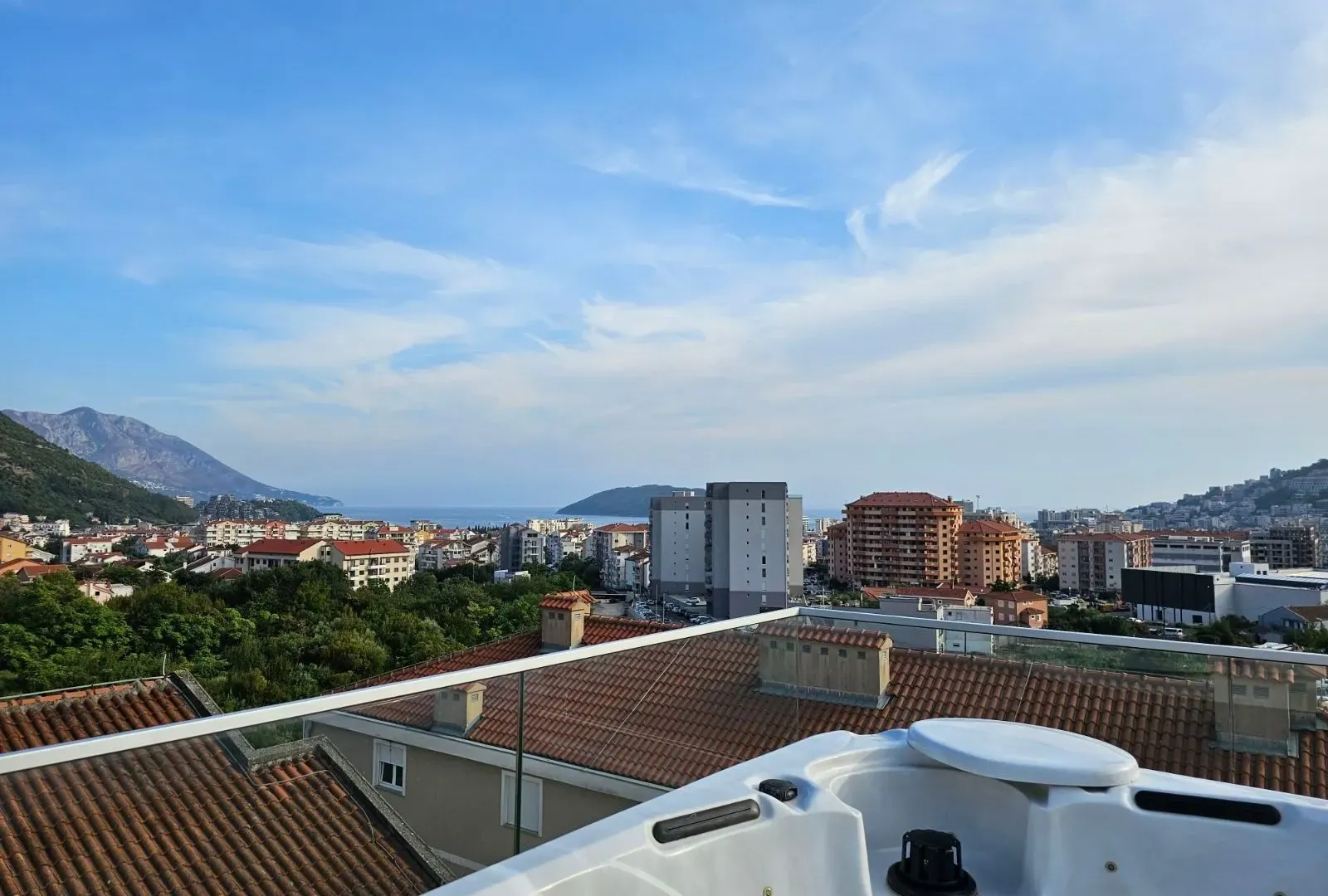 Sale, one bedroom apartment, 170m², Budva, Crna Gora