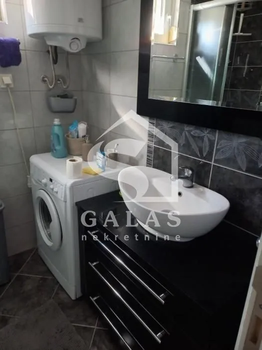 Izdavanje, stan, 45m², Brace Jerković, Voždovac Sve Podlokacije