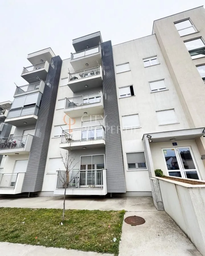 Rent, apartment, 47m², Stari Aerodrom, Podgorica