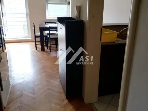 Izdavanje, jednosoban stan, 23m², Bulevar Oslobodjenja, Novi Sad Sve Podlokacije - image 8