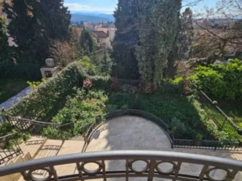 Sale, house, 400m², Gorica C, Podgorica - image 3